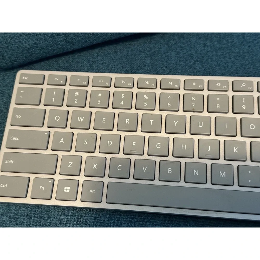 Microsoft 1742 Wireless Surface Keyboard ( Not Connecting To Computer (asis)
